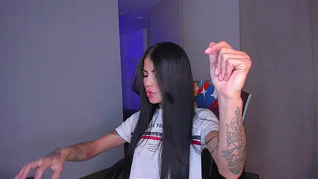 Lisegg  online show from 12-17-25, 12:32