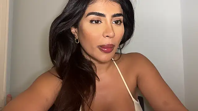 Snapshot of ArabicBarbie chatting on 02-05-25, 11:50 ArabicBarbie online show from 02-05-25, 11:50