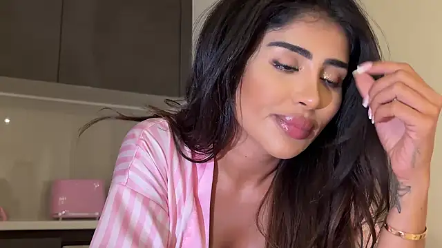 Snapshot of ArabicBarbie chatting on 09-22-25, 08:04 ArabicBarbie online show from 09-22-25, 08:04