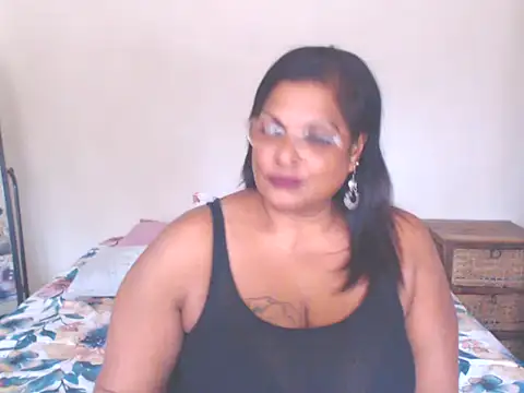 Snapshot of sexylax17 chatting on 09-24-25, 12:22 sexylax17 online show from 09-24-25, 12:22