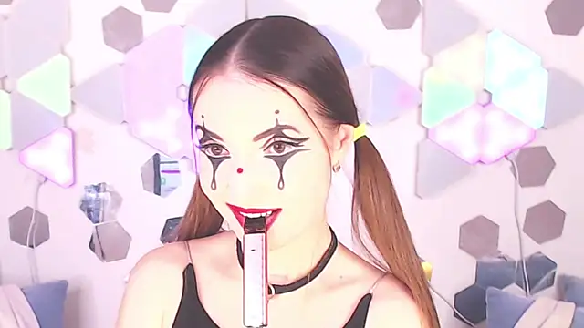 LexiKiss online show from 10-14-25, 02:23