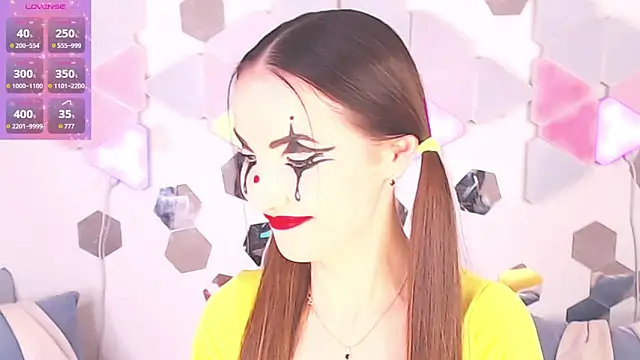 LexiKiss online show from 10-03-25, 05:20