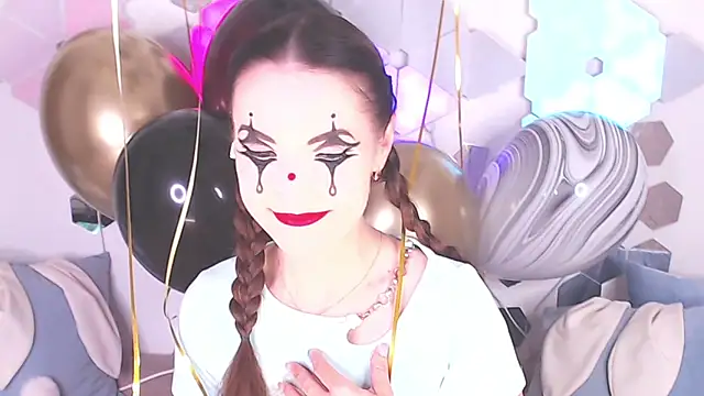 LexiKiss online show from 09-10-25, 07:40