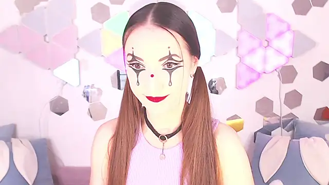 LexiKiss online show from 10-11-25, 10:16