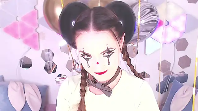 LexiKiss online show from 09-13-25, 06:13