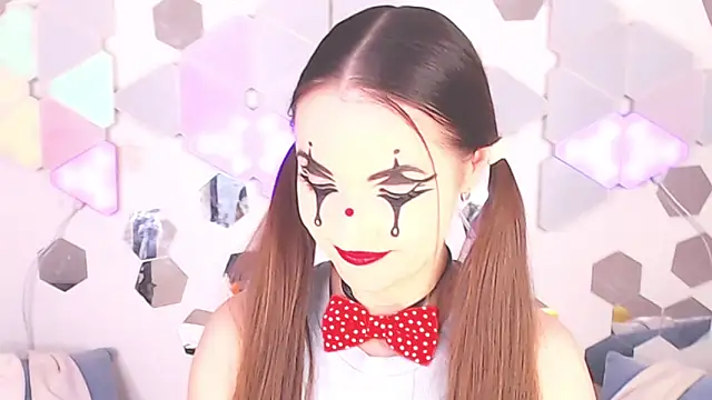 LexiKiss online show from 11-11-25, 11:09