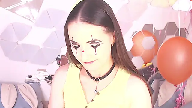 LexiKiss online show from 02-21-25, 11:44