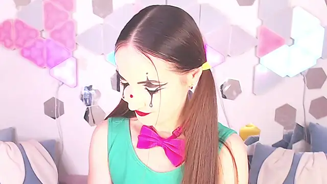 LexiKiss online show from 10-07-25, 11:55