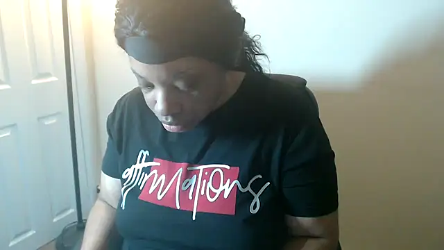 Sexymona1218 online show from 03-09-26, 08:29