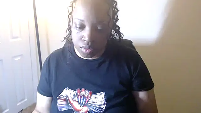 Sexymona1218 online show from 06-16-26, 05:07