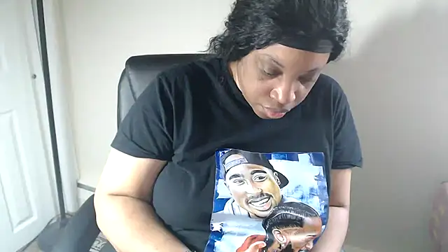 Sexymona1218 online show from 04-15-26, 07:58