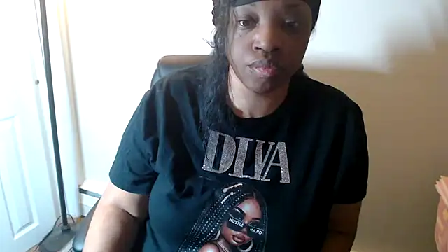 Sexymona1218 online show from 04-14-26, 09:03