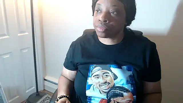 Sexymona1218 online show from 03-15-26, 07:15