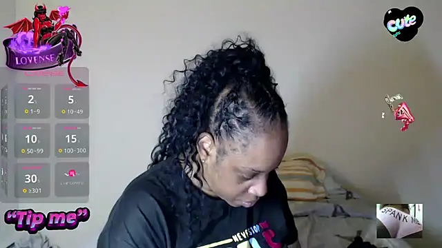 Sexymona1218 online show from 12-04-25, 11:26