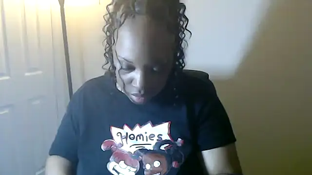 Snapshot of Sexymona1218 chatting on 06-12-26, 05:49 Sexymona1218 online show from 06-12-26, 05:49