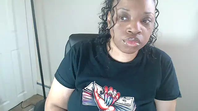 Sexymona1218 online show from 06-15-26, 01:44
