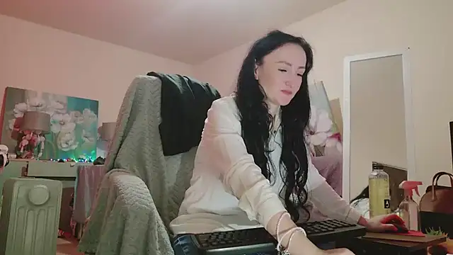 lara heaven online show from 02-08-26, 10:46