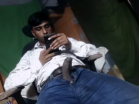 desiboy1101 online show from 09-30-25, 01:17