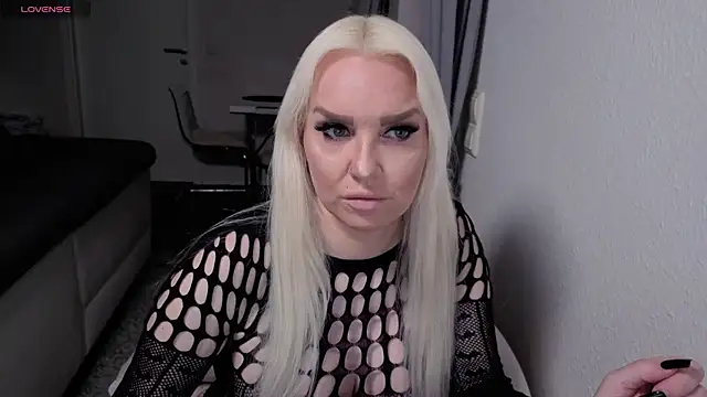 MIA-XXX online show from 06-04-26, 01:54