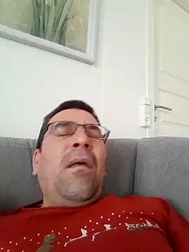 Snapshot of dick81 chatting on 04-07-26, 10:17 dick81 online show from 04-07-26, 10:17