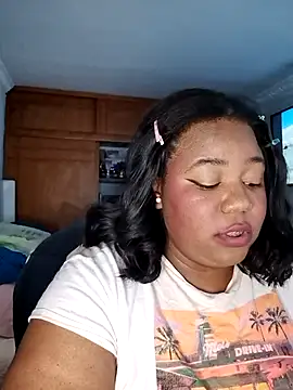 Snapshot of Daddys_girl1 chatting on 09-14-25, 12:44 Daddys girl1 online show from 09-14-25, 12:44