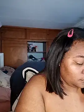 Snapshot of Daddys_girl1 chatting on 09-26-25, 05:14 Daddys girl1 online show from 09-26-25, 05:14