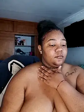 Snapshot of Daddys_girl1 chatting on 10-01-25, 06:18 Daddys girl1 online show from 10-01-25, 06:18