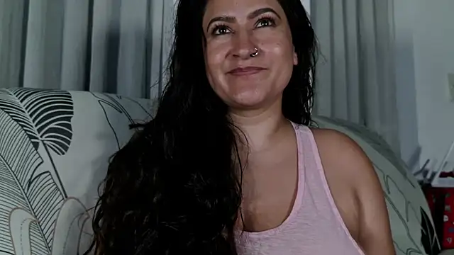 DeesseLuxure online show from 04-15-26, 05:13