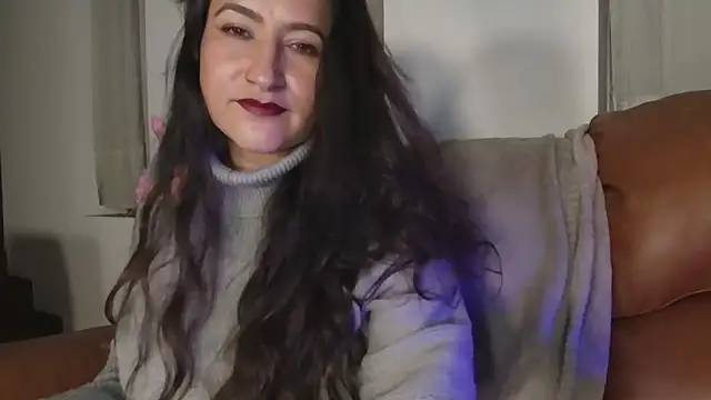 DeesseLuxure online show from 10-15-25, 03:49