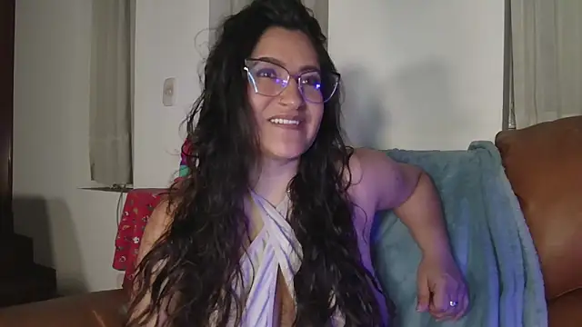 DeesseLuxure online show from 10-22-25, 05:18