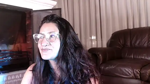 DeesseLuxure online show from 03-20-26, 05:19