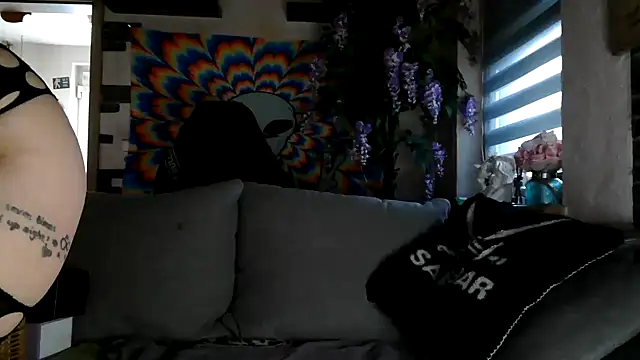 RoxxyInk online show from 11-11-25, 10:54