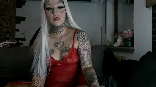 RoxxyInk online show from 02-11-26, 12:32