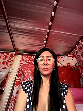 Snapshot of sweetieme chatting on 10-07-25, 12:44 sweetieme online show from 10-07-25, 12:44