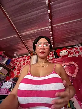 sweetieme online show from 03-29-26, 01:51