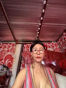 sweetieme online show from 12-05-25, 01:05