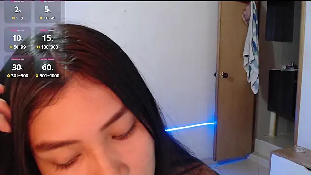 evolet01 online show from 11-18-25, 09:07