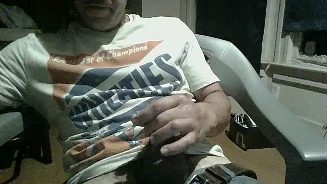 Snapshot of loozamangos chatting on 10-22-25, 11:42 loozamangos online show from 10-22-25, 11:42