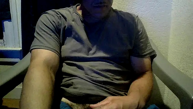 Snapshot of loozamangos chatting on 09-28-25, 05:36 loozamangos online show from 09-28-25, 05:36