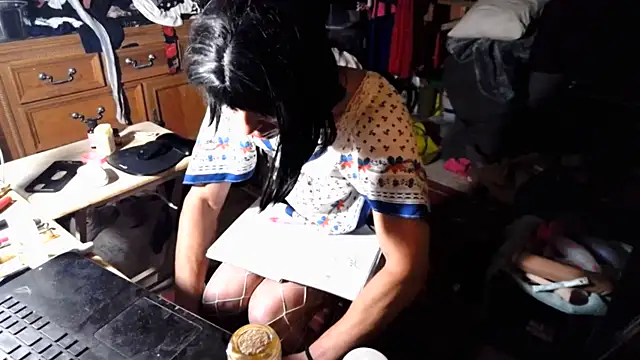 sissyvee online show from 06-09-26, 05:30