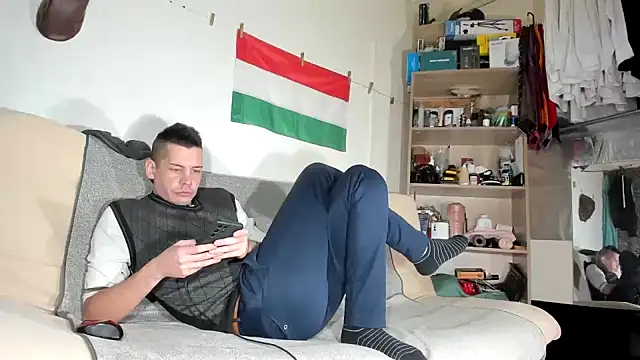 viraglaci18xh online show from 01-18-26, 04:54