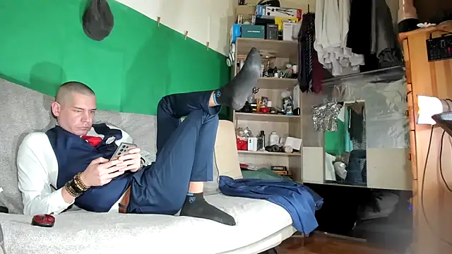 viraglaci18xh online show from 02-03-26, 06:40