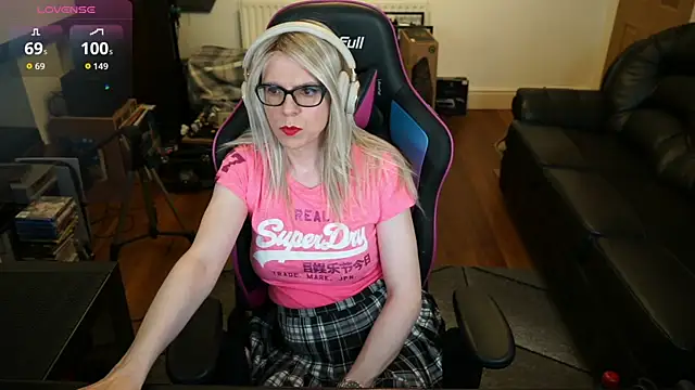Snapshot of KelseyCobalt chatting on 06-06-26, 09:09 KelseyCobalt online show from 06-06-26, 09:09