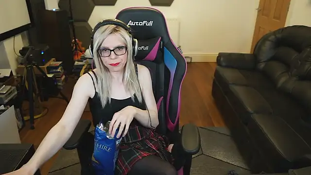 KelseyCobalt online show from 02-13-25, 11:58