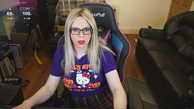 KelseyCobalt online show from 10-04-25, 08:43