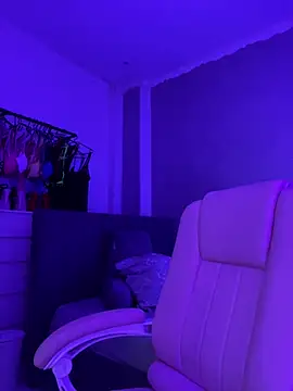 MelinaCurves  online show from 05-29-26, 07:53
