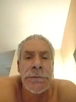 Snapshot of Biknight chatting on 02-20-26, 02:52 Biknight online show from 02-20-26, 02:52