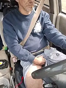 Snapshot of Biknight chatting on 02-12-26, 05:13 Biknight online show from 02-12-26, 05:13