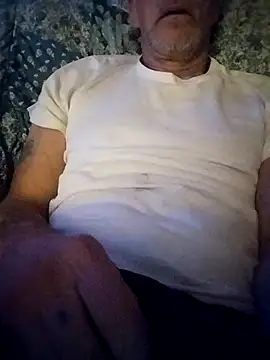 Snapshot of Biknight chatting on 11-07-25, 06:40 Biknight online show from 11-07-25, 06:40