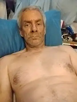 Biknight online show from 04-15-26, 01:33